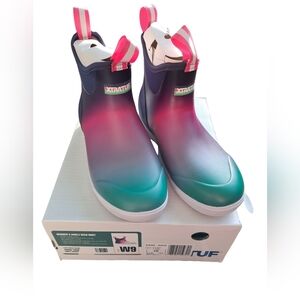 Xtratuf Women's Ankle Deck Boot, Purple Aurora, Size 9